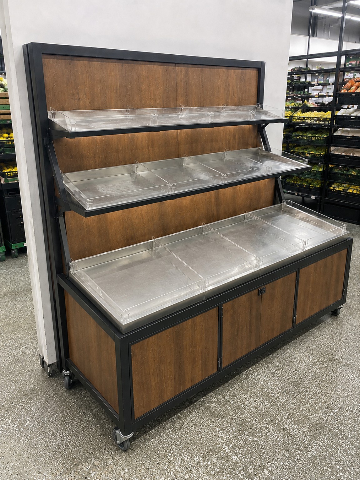 TAGI Mural Frutas — Mural seco, sem tubo de inox, apropriado para frutas, legumes e produtos de maior volume.
